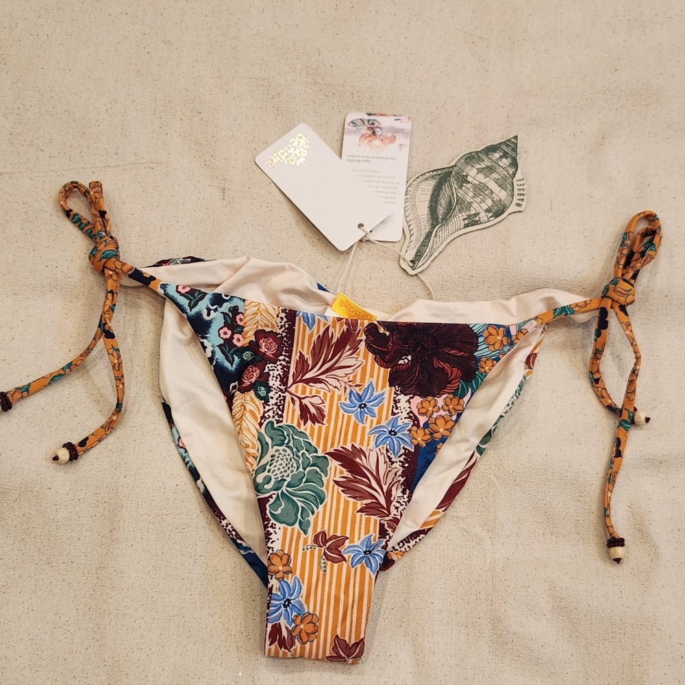 New L Agua Bendita ALEGRIA Bikini Bottom Women's L Floral Side Tie Swim Large